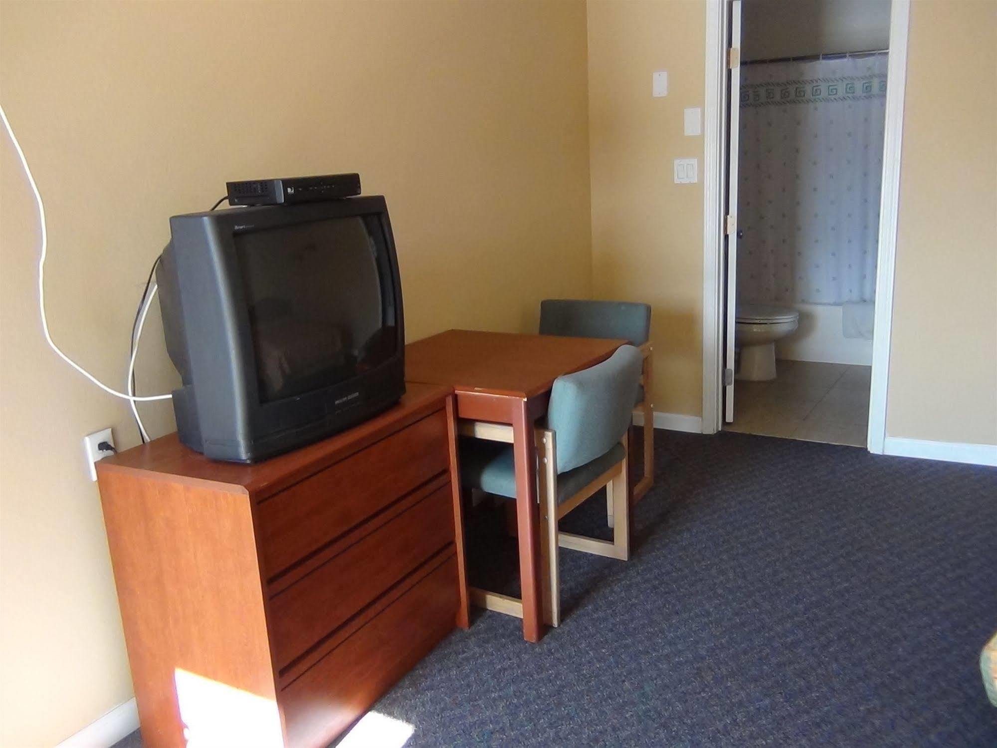 Desert Inn Motel Corona Eksteriør bilde